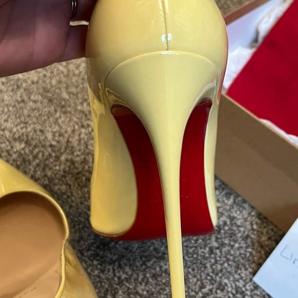 Christian Louboutin 100 mm heels great condition size 40 - Picture 11 of 12